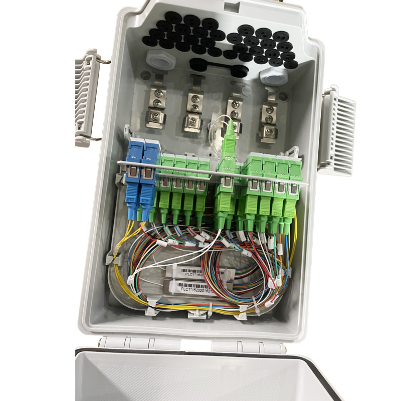 32 port fiber distribution box with 4 cable access for 40 splicing