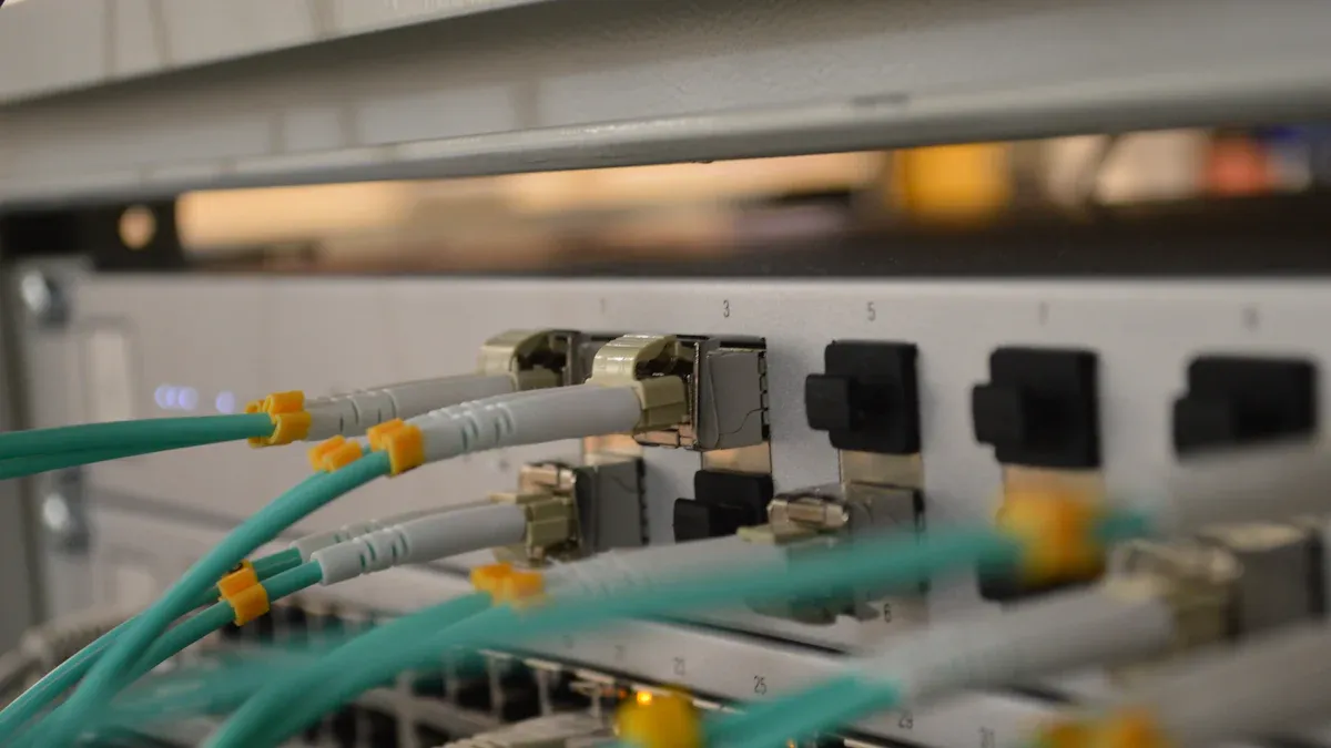 PLC Splitters vs FBT Splitters A Detailed Guide for 2025